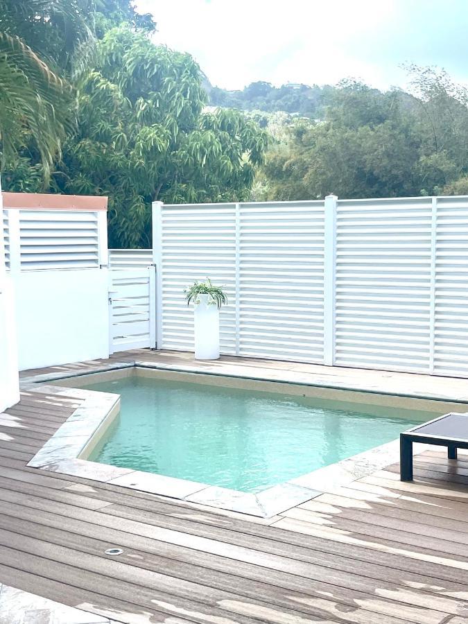 Les Appart Villa Sunbay Caraibes Avec Piscine Privative Vue Mer Et Montagne Le Francois Exterior photo