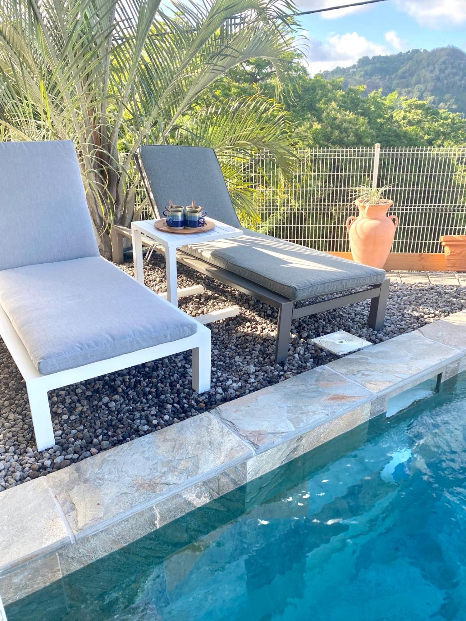 Les Appart Villa Sunbay Caraibes Avec Piscine Privative Vue Mer Et Montagne Le Francois Exterior photo